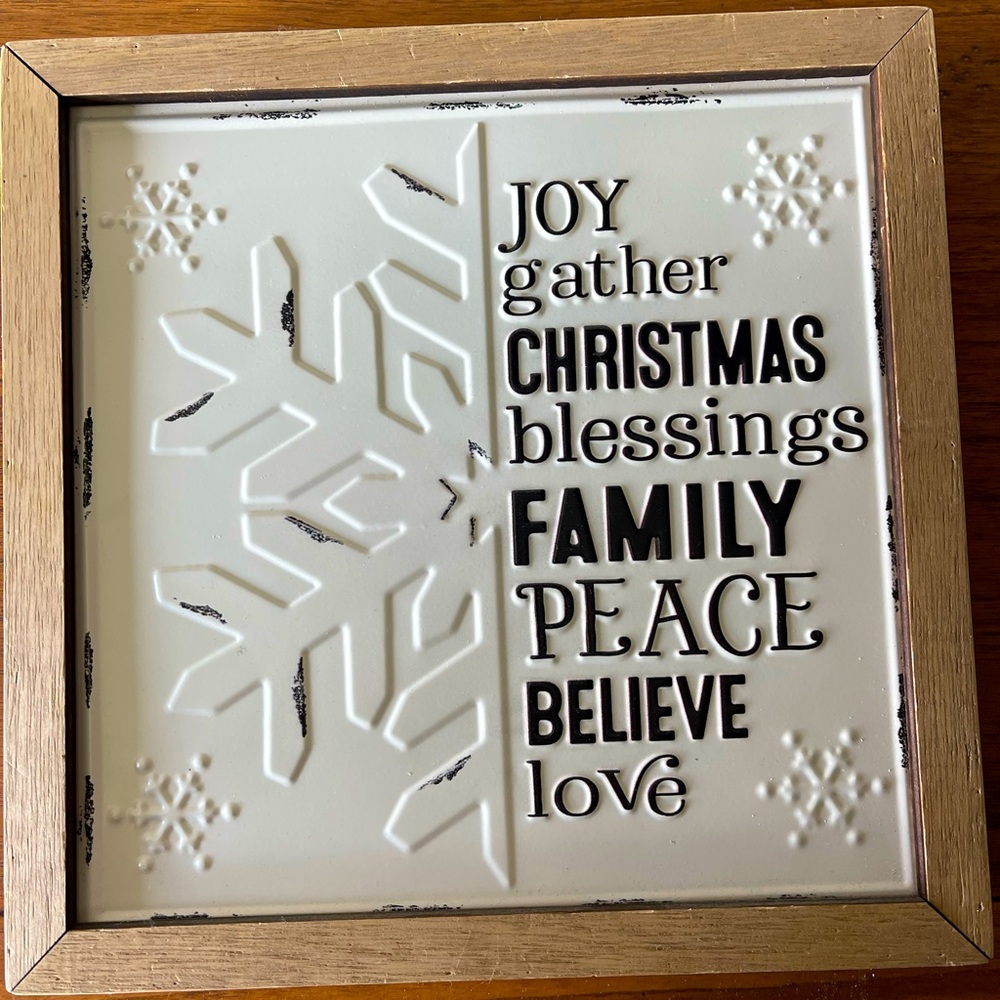 Christmas decor wall hanger